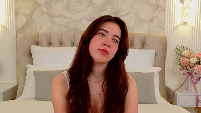 KimberlyBond online show from 9, 9, 2025