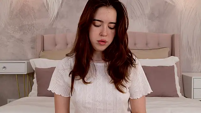 KimberlyBond online show from 16, 9, 2025