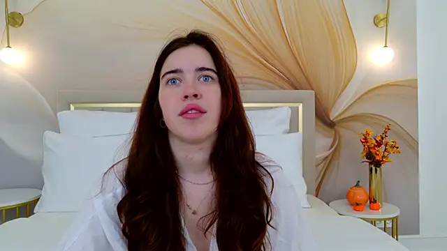 KimberlyBond online show from 24, 9, 2025