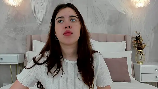 KimberlyBond online show from 30, 9, 2025