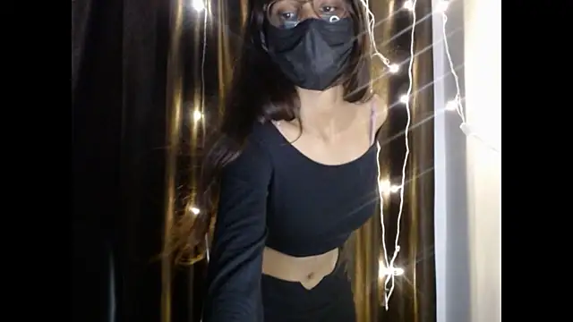 Snapshot of _kamyaa09 chatting on 30, 10, 2025 kamyaa09 online show from 30, 10, 2025