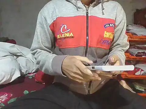 Snapshot of mala2580 chatting on 24, 11, 2025 mala2580 online show from 24, 11, 2025