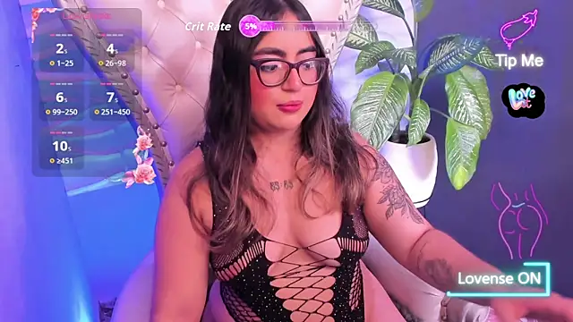 Snapshot of April__foxx chatting on 23, 10, 2025 April foxx online show from 23, 10, 2025