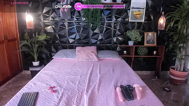 Snapshot of April__foxx chatting on 25, 10, 2025 April foxx online show from 25, 10, 2025