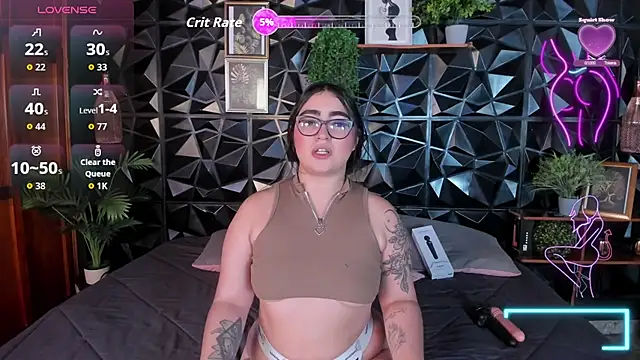 Snapshot of April__foxx chatting on 18, 11, 2025 April foxx online show from 18, 11, 2025