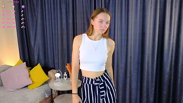 LouisaChaobal online show from 7, 11, 2025