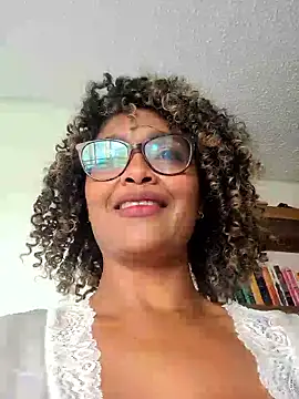 BiiancaEstradaa online show from 10, 1, 2026