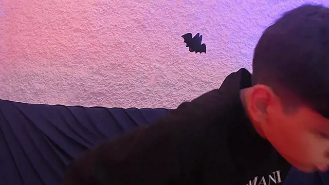 zeus blaze online show from 5, 11, 2025