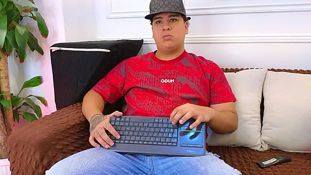 Naim Bennetsex online show from 21, 3, 2026