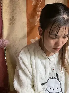 Snapshot of PhanHaa chatting on 30, 11, 2025 PhanHaa online show from 30, 11, 2025