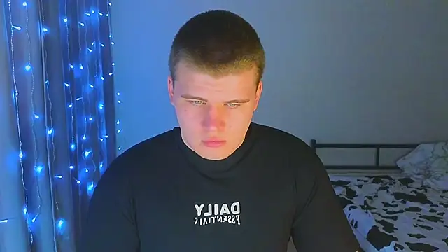 kittenmurr online show from 28, 11, 2025