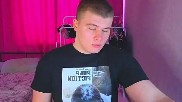 Snapshot of kittenmurr chatting on 9, 3, 2026 kittenmurr online show from 9, 3, 2026