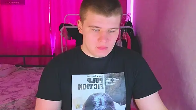 Snapshot of kittenmurr chatting on 17, 3, 2026 kittenmurr online show from 17, 3, 2026