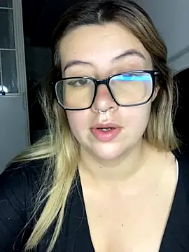 Blair Bunnyy online show from 14, 11, 2025