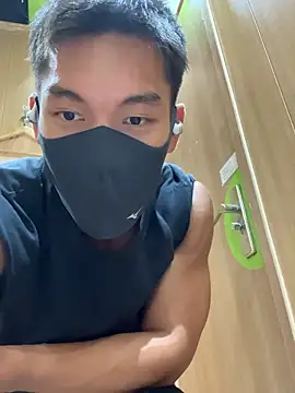 Snapshot of masucle216 chatting on 23, 10, 2025 masucle216 online show from 23, 10, 2025