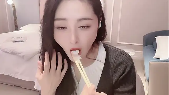 Snapshot of Ianxuan chatting on 15, 11, 2025 Ianxuan online show from 15, 11, 2025