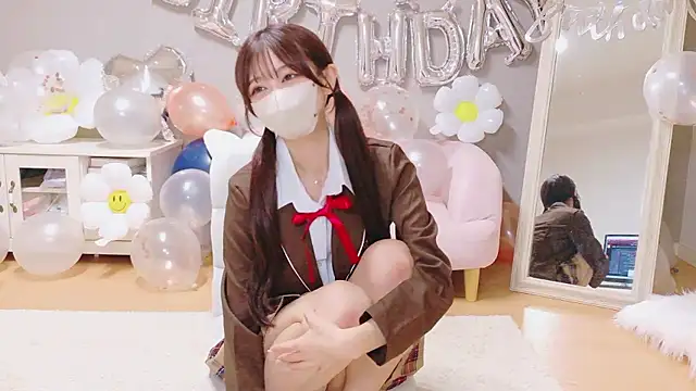 Yuna-ch online show from 13, 10, 2025