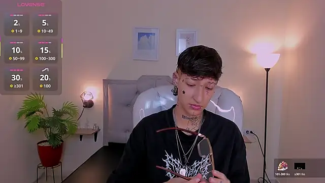 Luci Rose online show from 20, 11, 2025