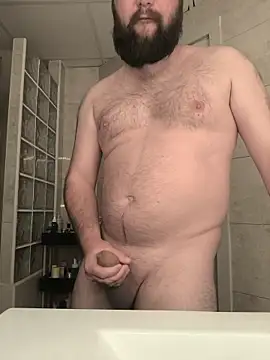 Snapshot of Ole_Plus chatting on 4, 3, 2026 Ole Plus online show from 4, 3, 2026