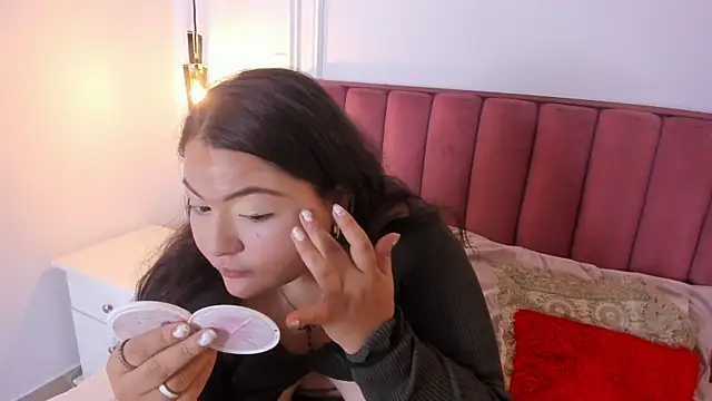 Tessa Sinclaire online show from 7, 1, 2026