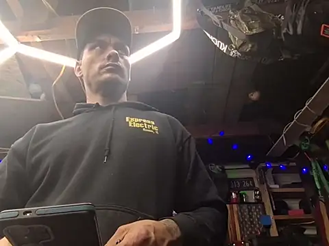 twistafatpipe online show from 14, 3, 2026