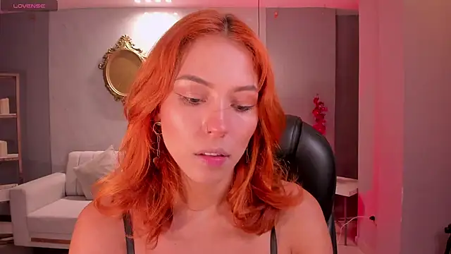 AmberColors  online show from 14, 11, 2025