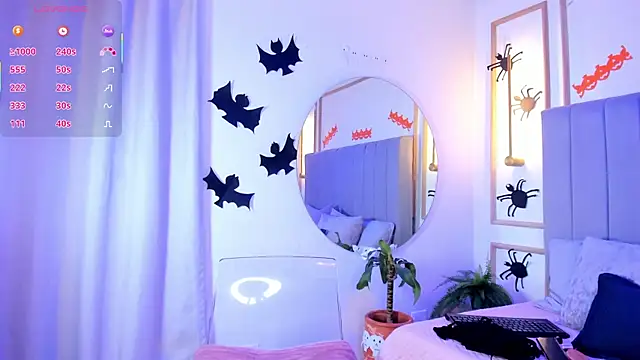 Snapshot of Ashley_Monroe chatting on 11, 10, 2025 Ashley Monroe online show from 11, 10, 2025