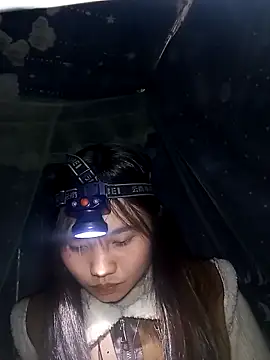 EllyBaby20 online show from 4, 3, 2026