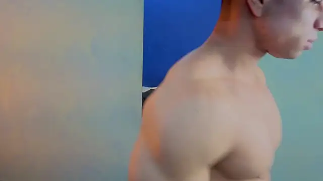 Snapshot of DylanGuss chatting on 29, 10, 2025 DylanGuss online show from 29, 10, 2025