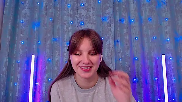 Leonaalove online show from 18, 12, 2025