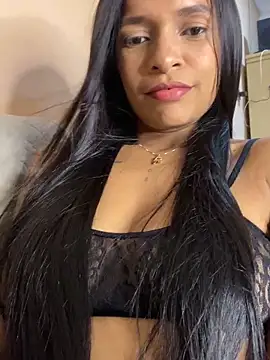 Snapshot of Luna025 chatting on 11, 9, 2025 Luna025 online show from 11, 9, 2025