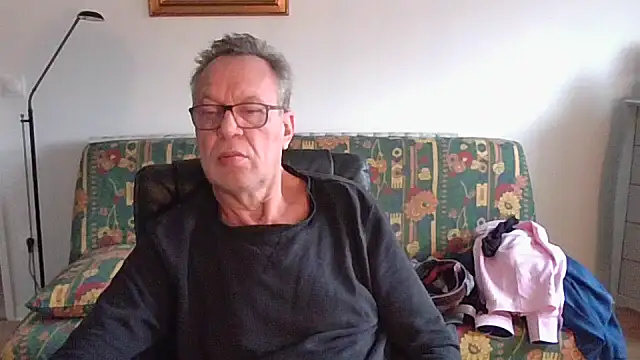 cqhd76 online show from 4, 12, 2025