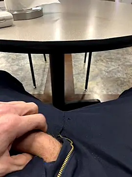 Snapshot of 66Retro99 chatting on 29, 11, 2025 66Retro99 online show from 29, 11, 2025