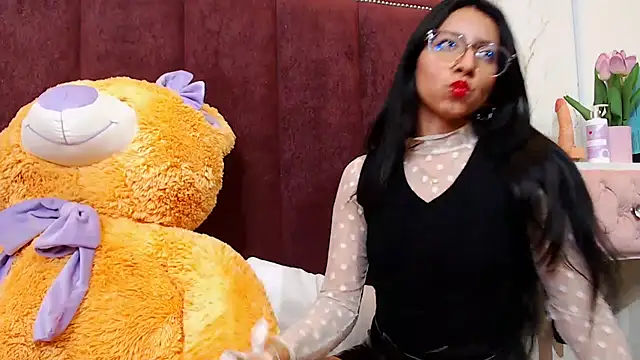 VioletxBloom online show from 25, 9, 2025