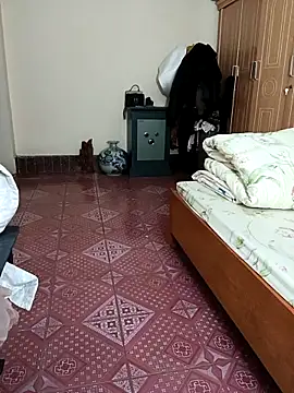 Moona heny online show from 17, 11, 2025