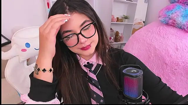 dolce antonellaa online show from 26, 2, 2026