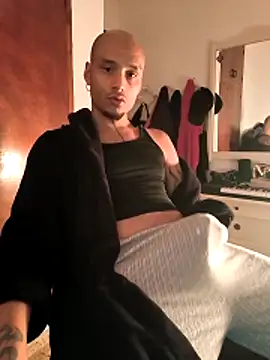 IskanderDemian online show from 15, 3, 2026