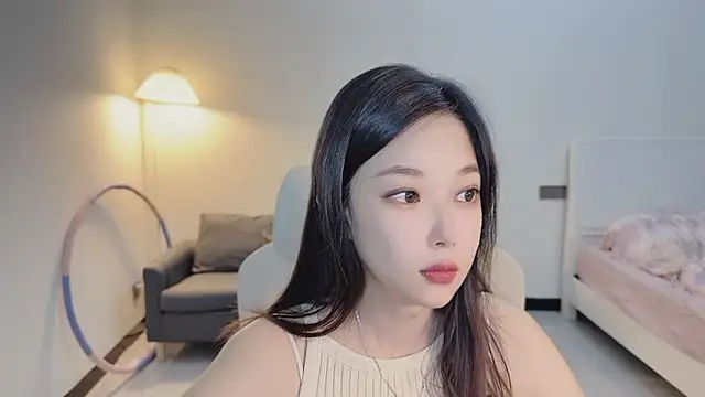 Maymay  online show from 15, 11, 2025