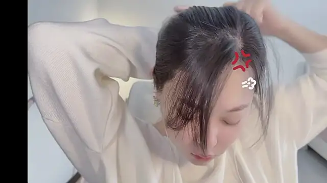 Maymay  online show from 22, 11, 2025