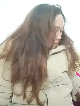 miumiu 00 online show from 5, 2, 2026