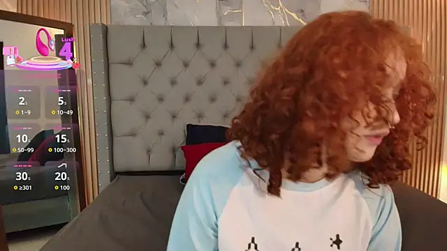 Suxan White  online show from 6, 11, 2025