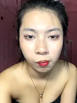 Snapshot of Phthao chatting on 12, 9, 2025 Phthao online show from 12, 9, 2025