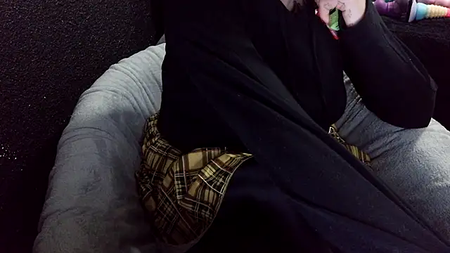 fetishslut4u online show from 5, 10, 2025