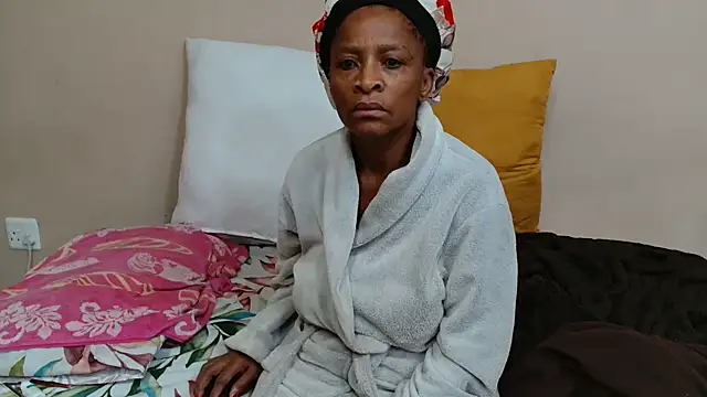 Snapshot of SugarPoppy24xxx chatting on 11, 11, 2025 SugarPoppy24xxx online show from 11, 11, 2025