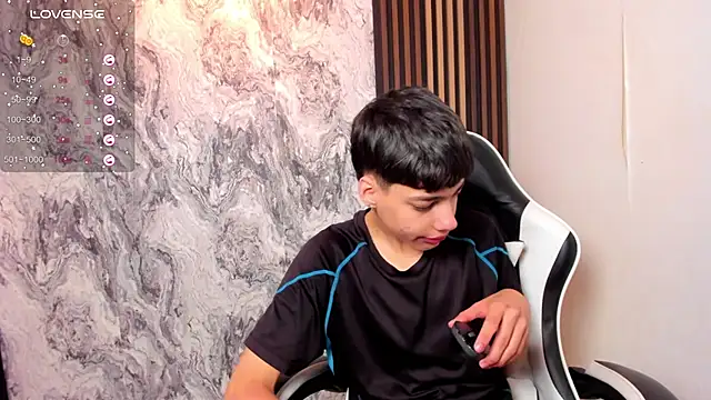 Snapshot of oblivion_deku chatting on 7, 11, 2025 oblivion deku online show from 7, 11, 2025