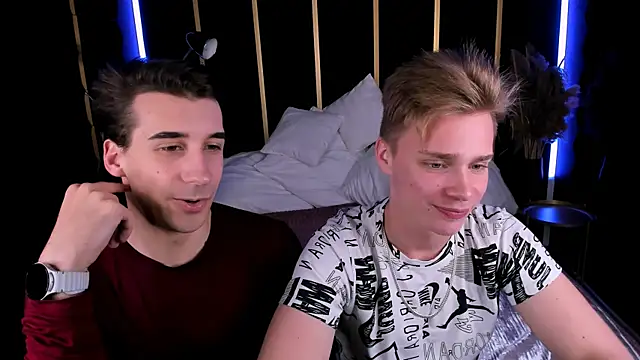 Snapshot of LawrenceMiles chatting on 18, 10, 2025 LawrenceMiles online show from 18, 10, 2025