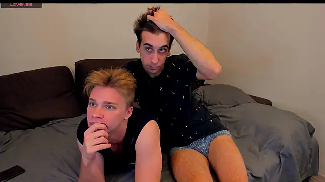 Snapshot of LawrenceMiles chatting on 23, 10, 2025 LawrenceMiles online show from 23, 10, 2025