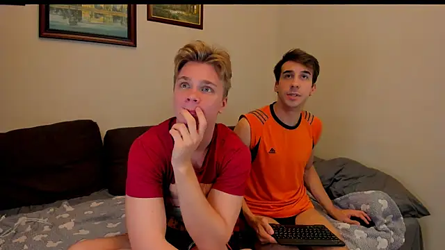 Snapshot of LawrenceMiles chatting on 27, 10, 2025 LawrenceMiles online show from 27, 10, 2025