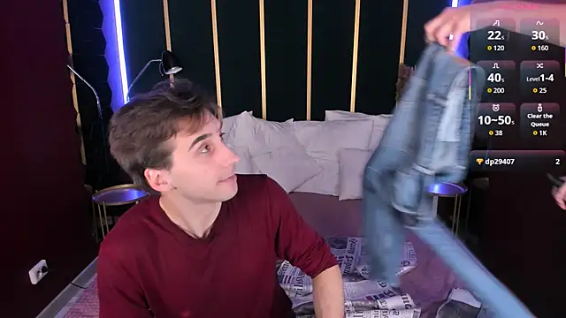 Snapshot of LawrenceMiles chatting on 28, 10, 2025 LawrenceMiles online show from 28, 10, 2025