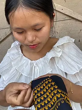 milo bae online show from 2, 3, 2026